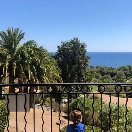 Cap Esterel Vue Et Climatisé *